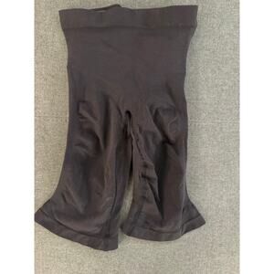 SKIMS L/XL Black Shaping Lifting Biker Short